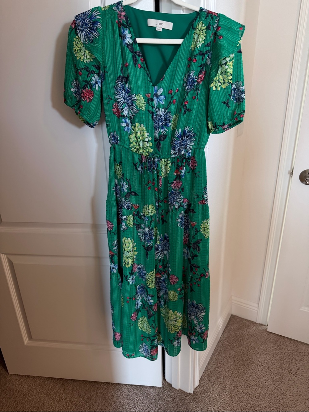 LOFT Green Floral V-Neck Midi Dress with Blue & Yellow Blooms